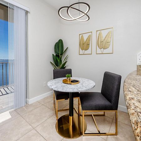 Elegant Waterfront Place For Two/Boca Ciega Resort St. Petersburg Exteriör bild